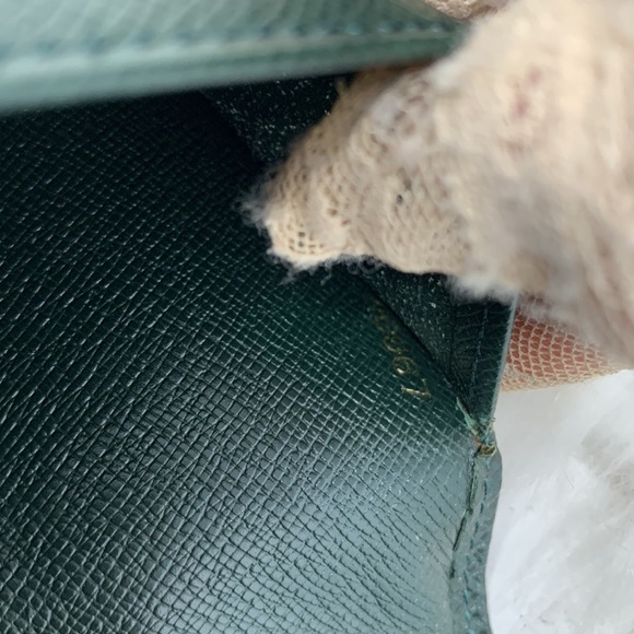 Louis Vuitton Green Taiga Leather Checkbook Wallet Datecode:V10967 - Picture 12 of 13